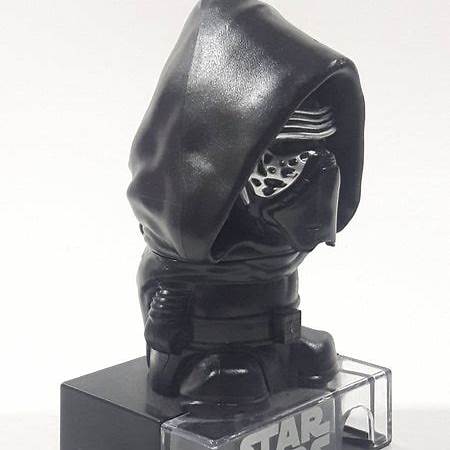Star Wars Candy Dispenser entre 80 hasta 120 g
